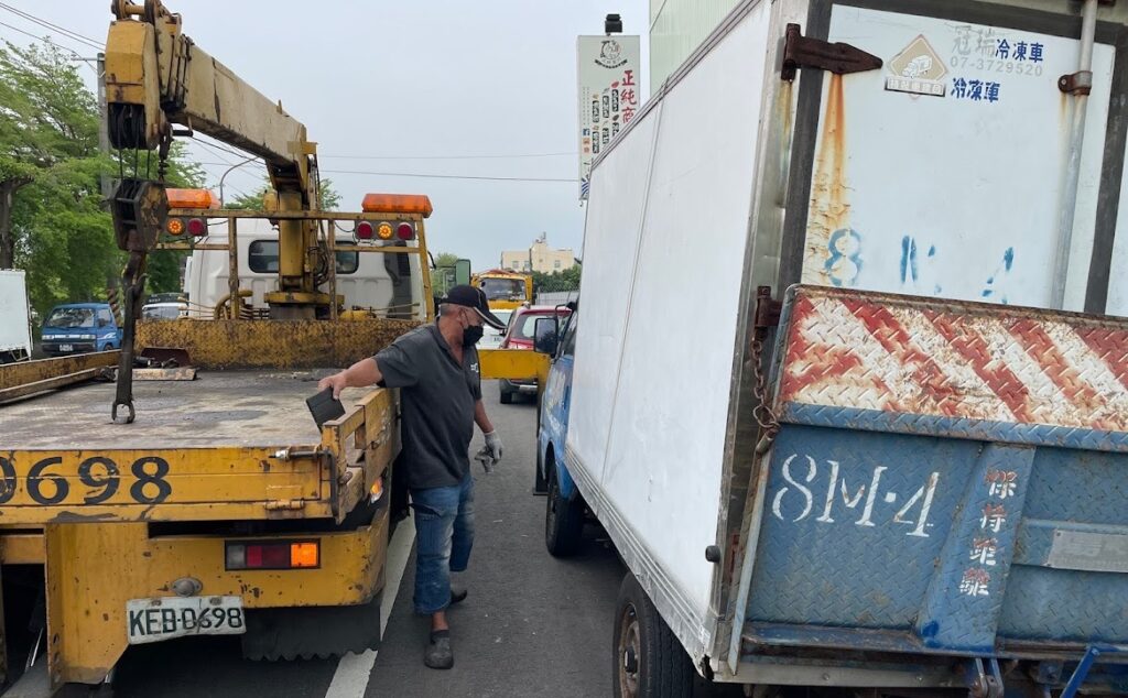 汽車報廢合法專業快速，預約不需5分鐘